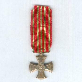 Miniature IV Class Cross (1917-1949) Obverse