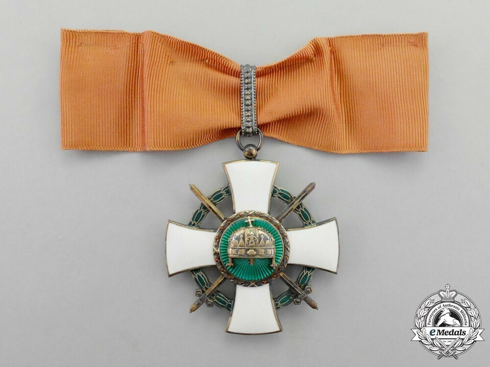 Order+of+the+holy+crown%2c+grand+officer%2c+military+division+1