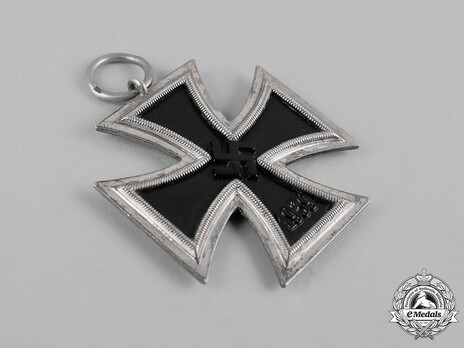 Iron Cross II Class, by Brüder Schneider, #106 Obverse
