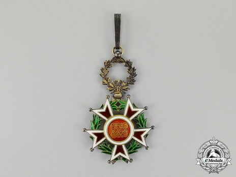 Order of the Brilliant Star of Zanzibar, Type III, II Class Officer Obverse