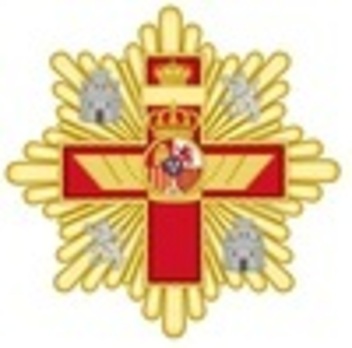 Grand Cross Breast Star (red distinction) Obverse