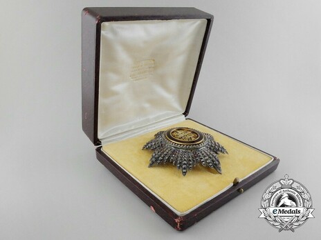 National Order of Independence, Grand Officer Breast Star Case of Issue