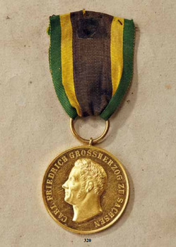 Merit Medal, Type II, in Gold Obverse
