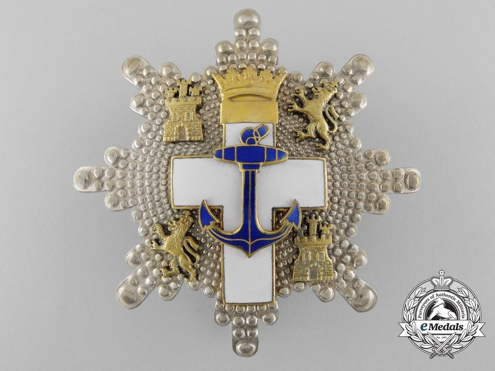 2nd+class+breast+star+%28white+distinction%29+%28silver+gilt%29+%281938 1975%29+obverse