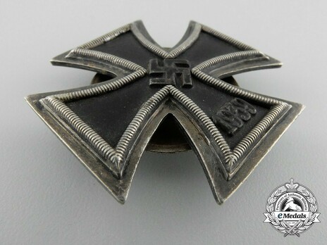 Iron Cross I Class, by E. F. Wiedmann (screwback) Obverse