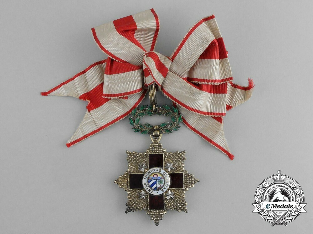 Red+cross+i+com+ladies