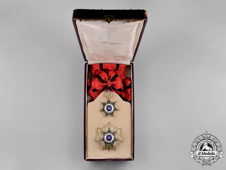 Grand Cordon (for civilians) Set in Case of Issue