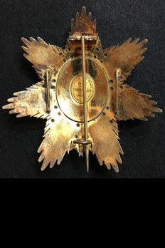 Order of Ranavanola III, Type III, I Class Grand Cross Breast Star Reverse