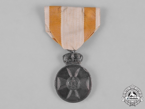 Order of the Red Eagle, Type V, Civil Division, Medal of Merit (in silver) Obverse
