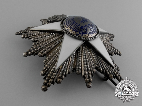 Grand Cordon Breast Star Obverse