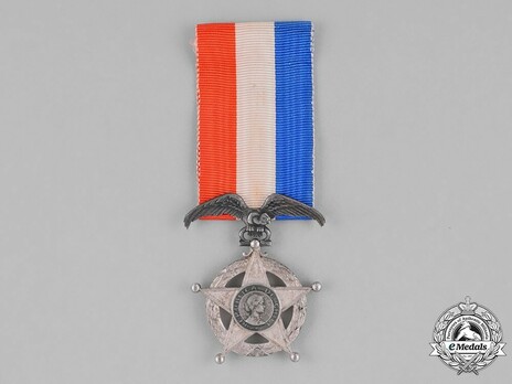 III Class Medal Obverse