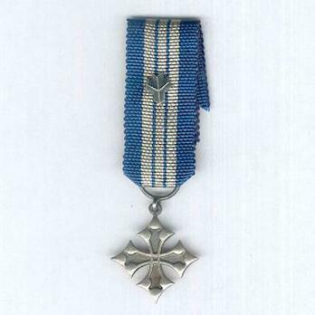 Miniature 19th Division Commemorative Cross Obverse