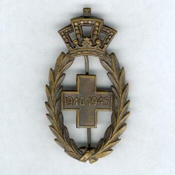 Red Cross Palms (1940-1946), Decoration Obverse
