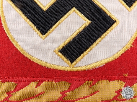 NSDAP Leiter eines Amtes Type II Kreis Level Armband Detail