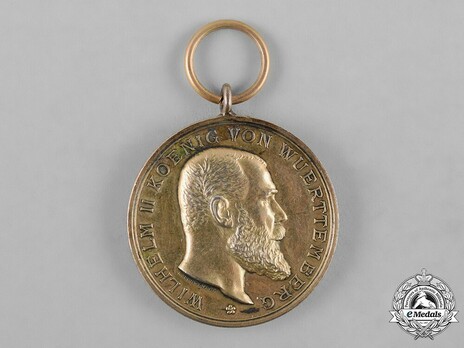 Military Merit Medal, Type V, in Gold (in bronze gilt) Obverse