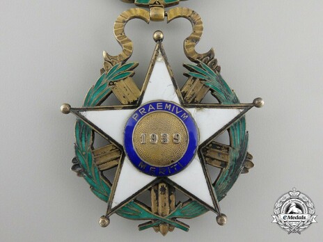 Commander Reverse