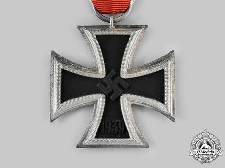 Iron Cross II Class, by Klein & Quenzer ("65") Obverse