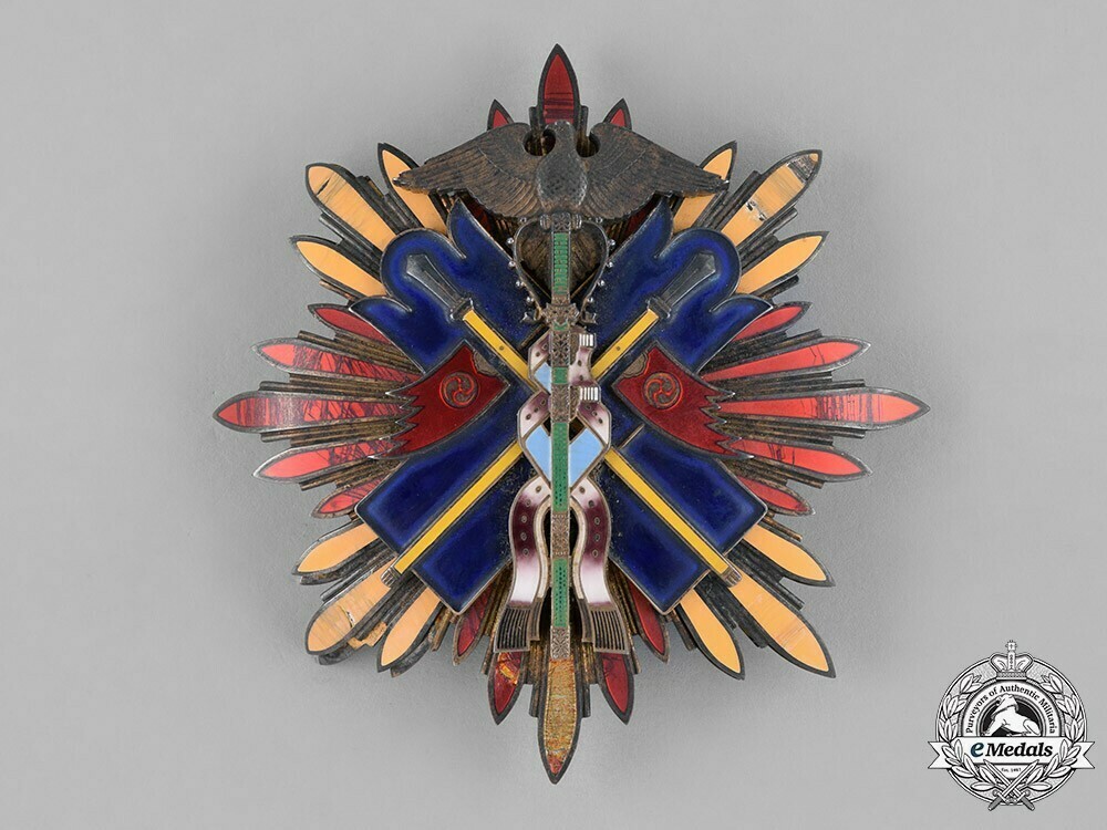 Order+of+the+golden+kite%2c+i+class+breast+star+1