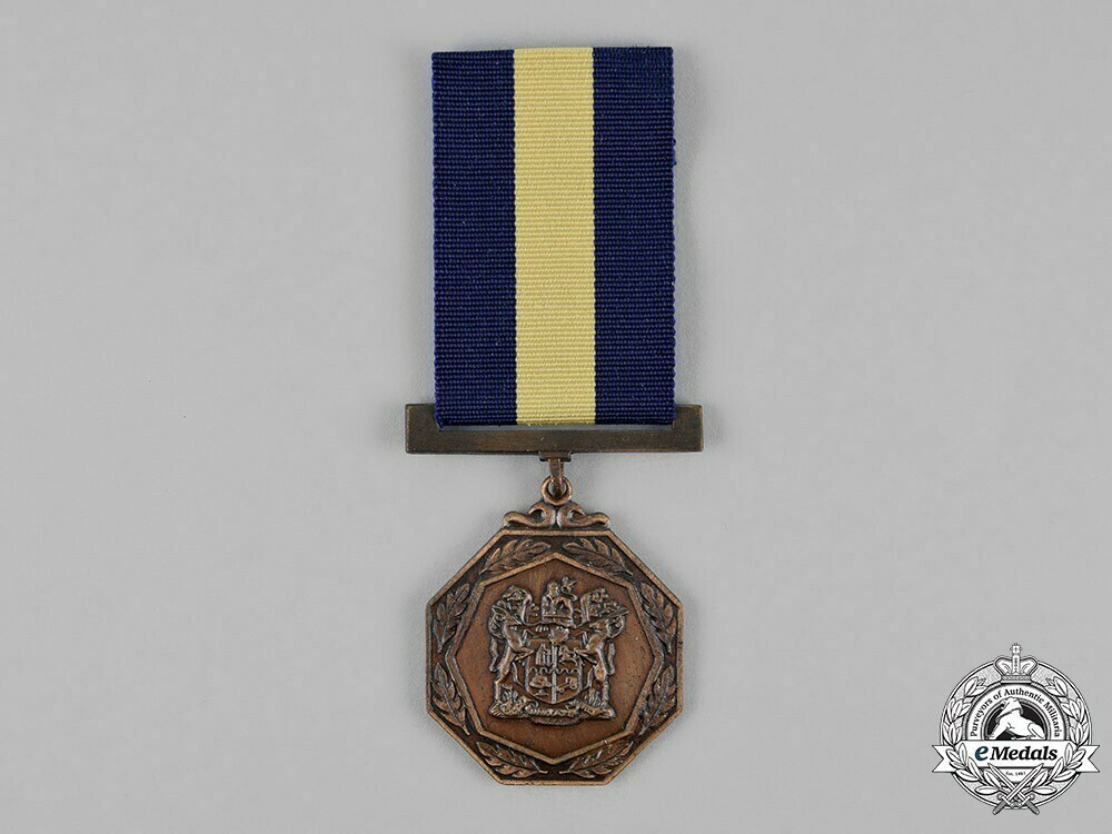 South+african+railways+police+medal+for+combating+terrorism+1