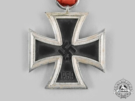 Iron Cross II Class, by W. Deumer, #3, L/11 (regular frame, "3") Obverse