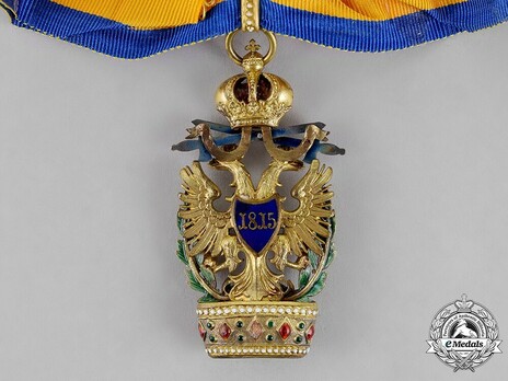 Order of the Iron Crown, Type III, Military Division, II Class  (with silver swords) Reverse