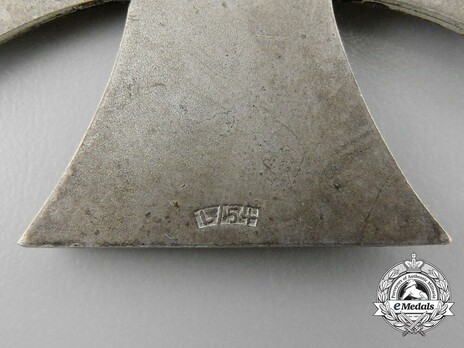 Iron Cross I Class, by Schauerte & Höhfeld (L/54, screwback) Detail