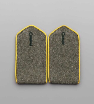 German Army Foreign Units Freiwilliger Shoulder Straps (Armenia version) Obverse