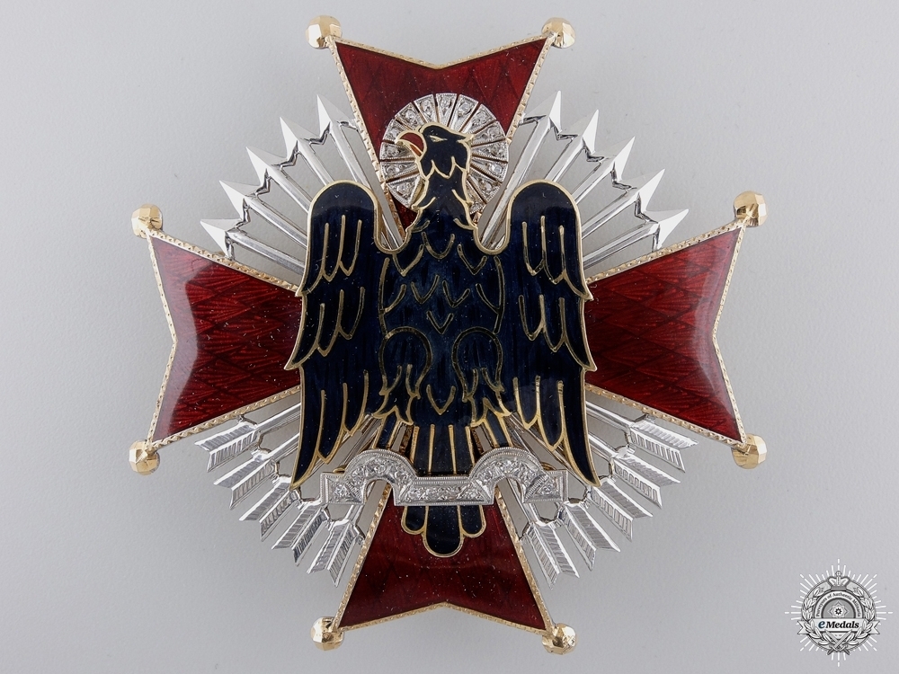 Grand+cross+breast+star+gold+and+brilliants+obverse