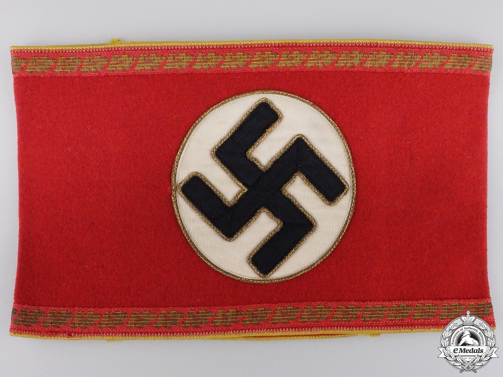 A reich level le 551580f45a1dd
