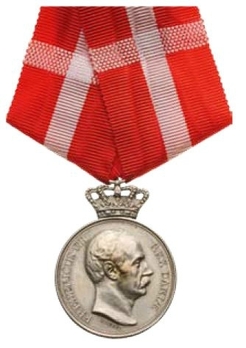 Silver Medal (with crown obverse stamped "LINDAHL" reverse stamped "AUG THOMSEN") Obverse