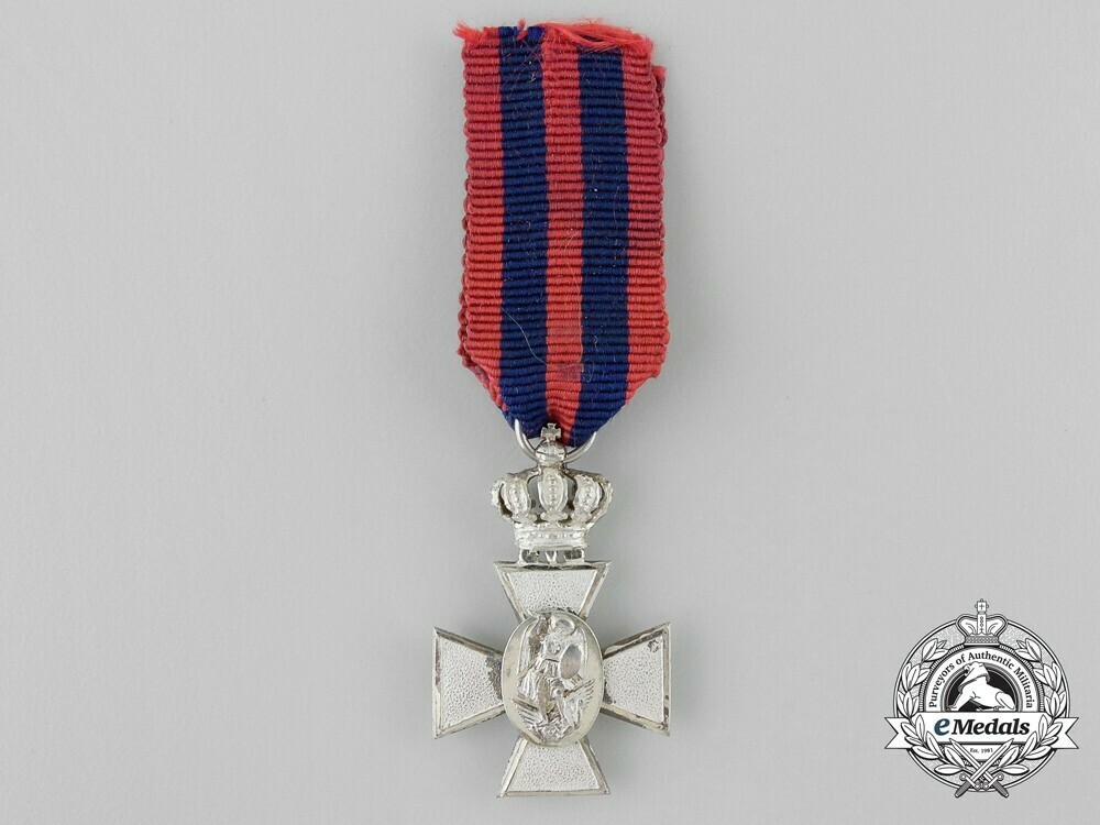 Miniature+royal+order+of+merit+of+st.+michael%2c+merit+cross+1