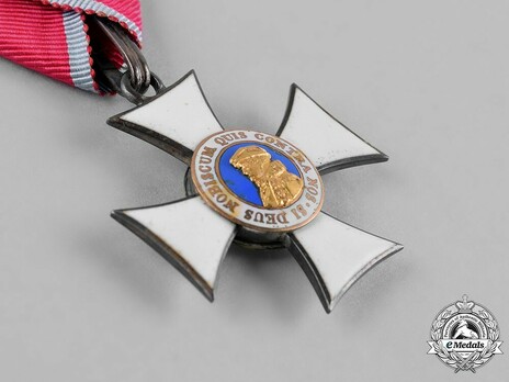 Order of Philip the Magnanimous, Type II, II Class Knight's Cross (version 2, in silver gilt) Obverse