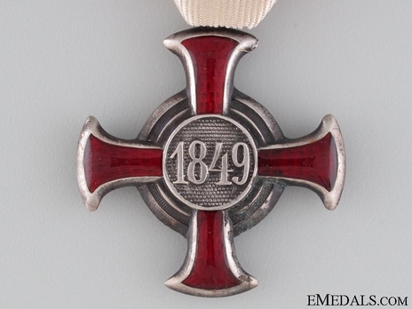 Type III, IV Class Cross Reverse