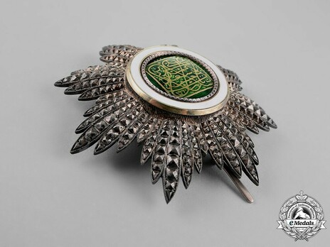 Order of the Brilliant Star of Zanzibar, Type VI, II Class Officer Breast Star Obverse