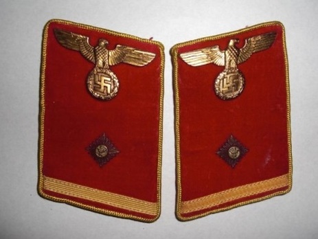 NSDAP Ober-Arbeitsleiter Type IV Reich Level Collar Tabs Obverse