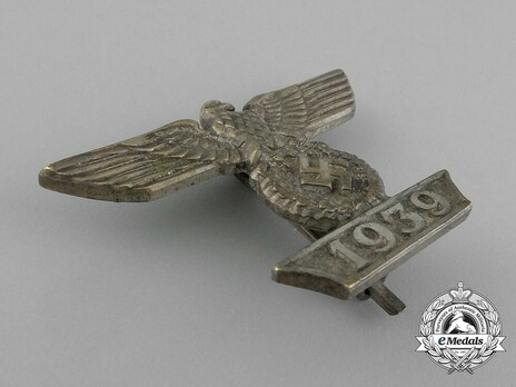 Clasp to the Iron Cross I Class, Type I, by C. E. Juncker (pinback) Obverse