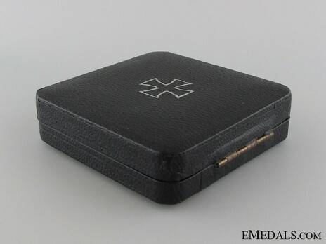 Iron Cross I Class Case of Issue, by Paul Meybauer Exterior