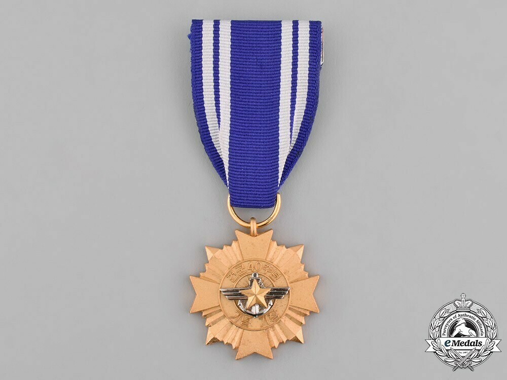 40th+anniversary+of+republic+of+korea+army+medal+1