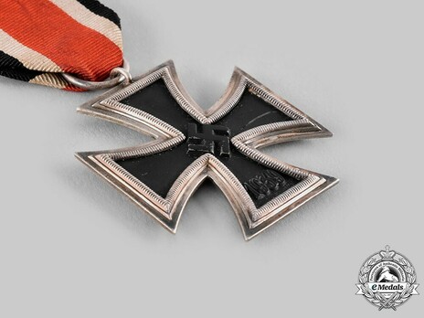 Iron Cross II Class, by F. Keller, #66 ("66") Obverse