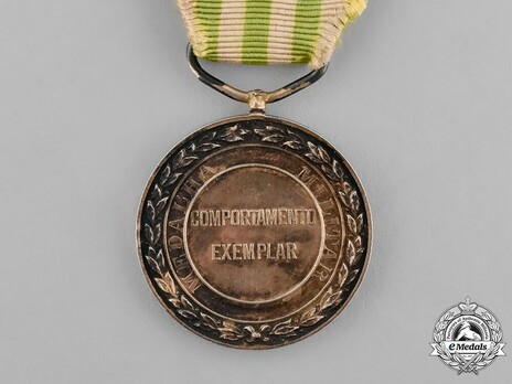 Gold Medal Reverse