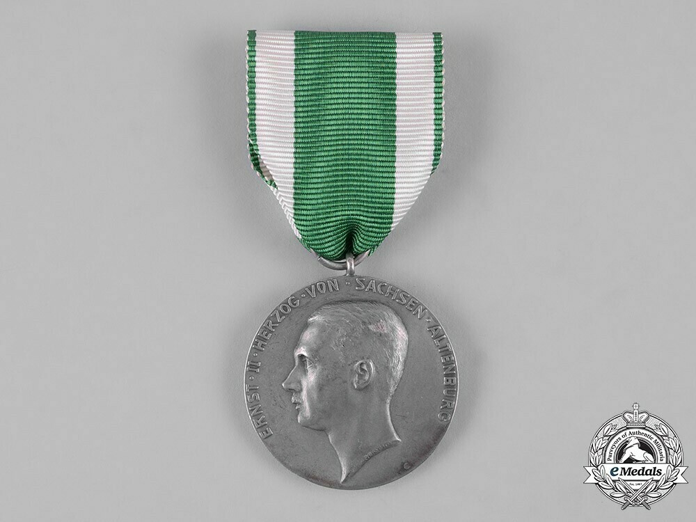 Medal+for+art+and+science%2c+type+iii%2c+in+silver+1
