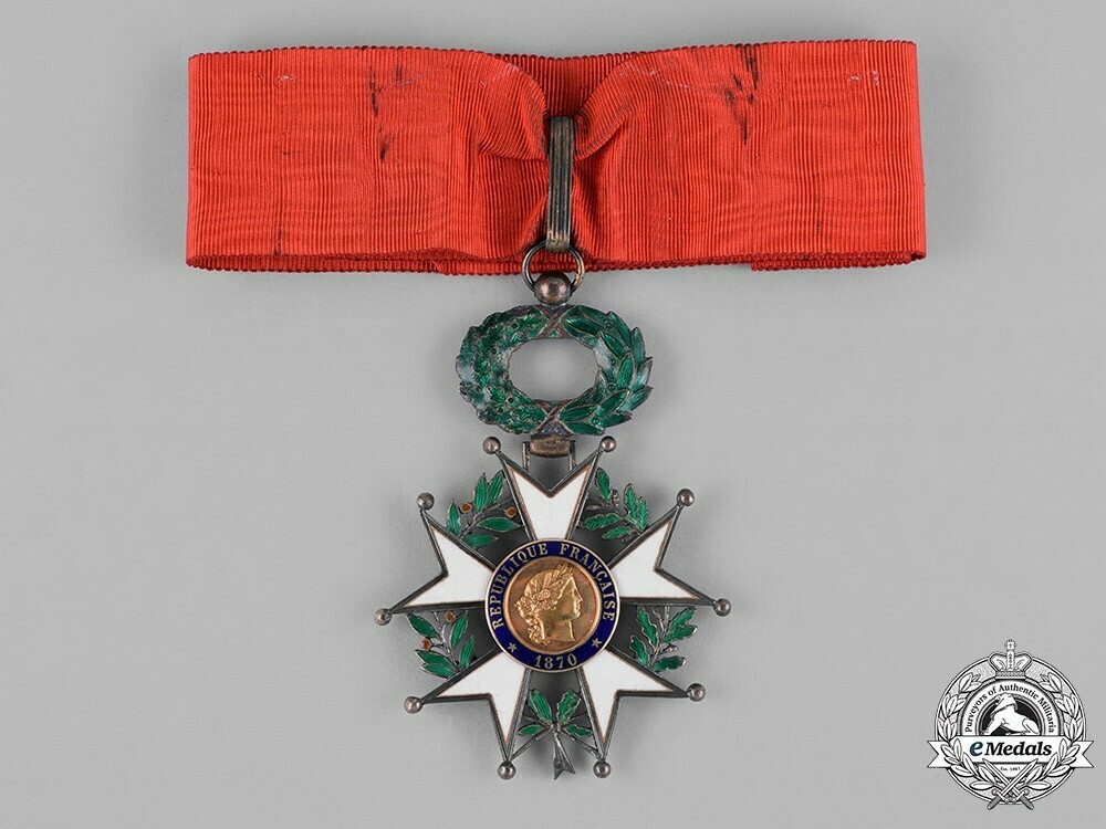 C18 045009