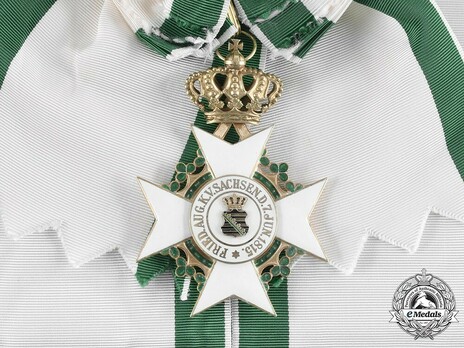 Order of Merit, Type II, Civil Division, Grand Cross (in silver gilt) Obverse