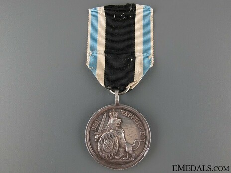 Silver Military Merit Medal, Type III (stamped) Reverse
