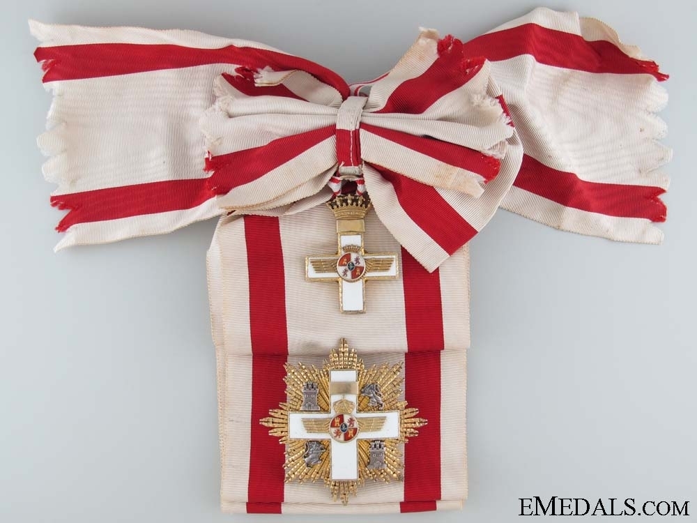 Grand+cross+set+%28white+distinction%29+%28silver+gilt%29+obverse