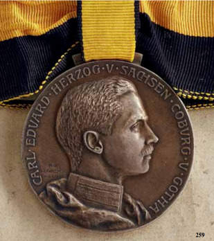 Duke Carl Eduard Medal, Type I, Large (in silver) Obverse