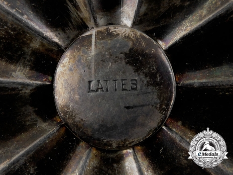 Grand Cordon Reverse Detail