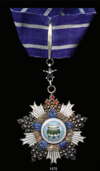 Order of the Precious Tripod, IV Class