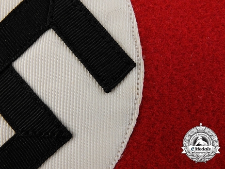 NSDAP Politischer Leiter-Anwärter Type II Kreis Level Armband Detail