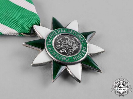 Order of the Federal Republic, Civil Division, Member Obverse
